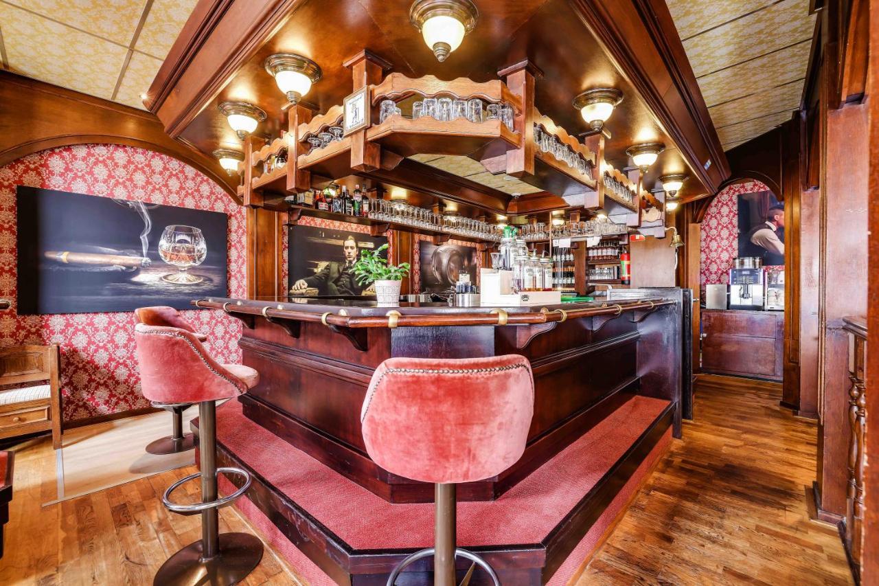 Hotel Restaurant 'T Heerenlogement Harlingen Eksteriør bilde